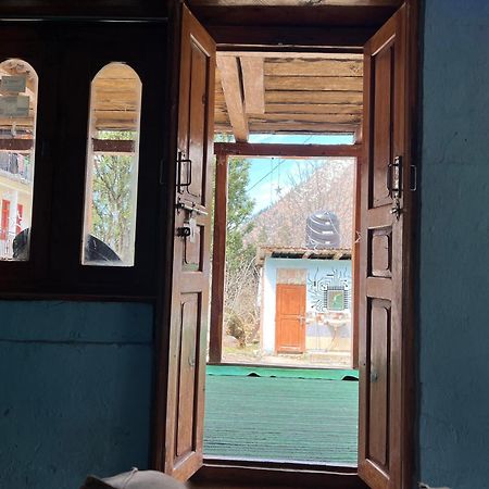 Kalgha Old Brahma Homestay מראה חיצוני תמונה