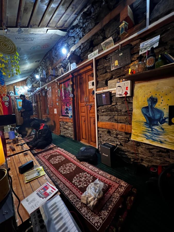 Kalgha Old Brahma Homestay מראה חיצוני תמונה
