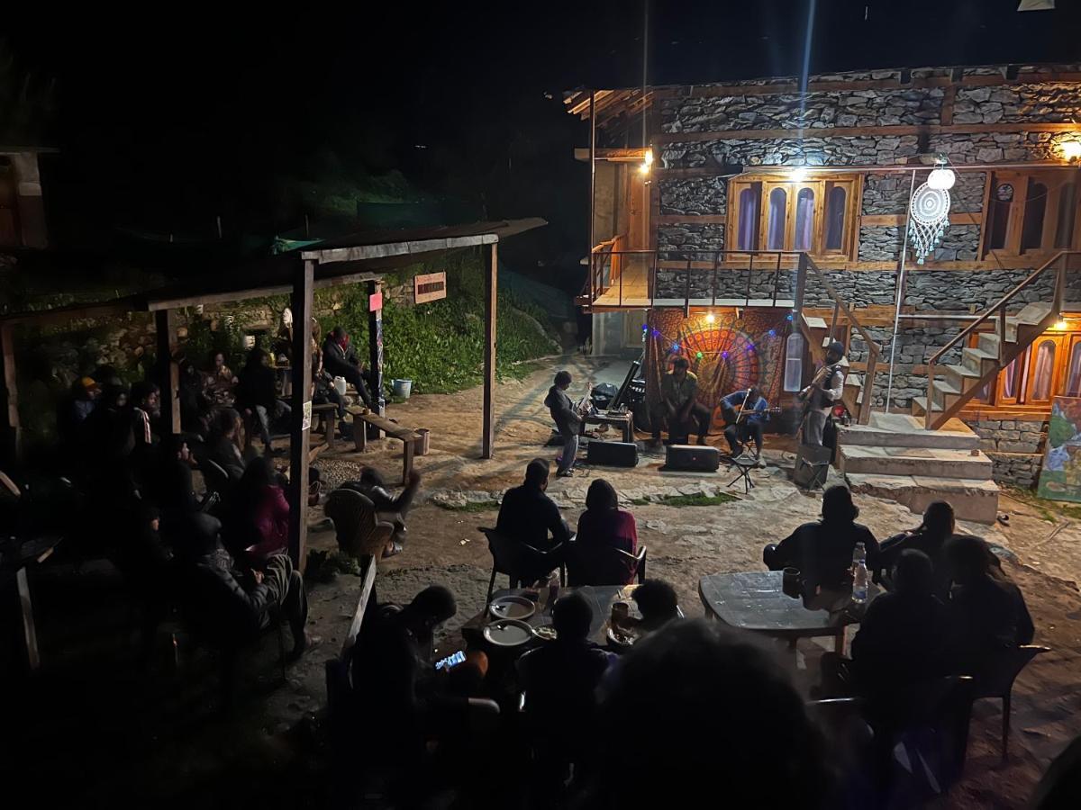 Kalgha Old Brahma Homestay מראה חיצוני תמונה