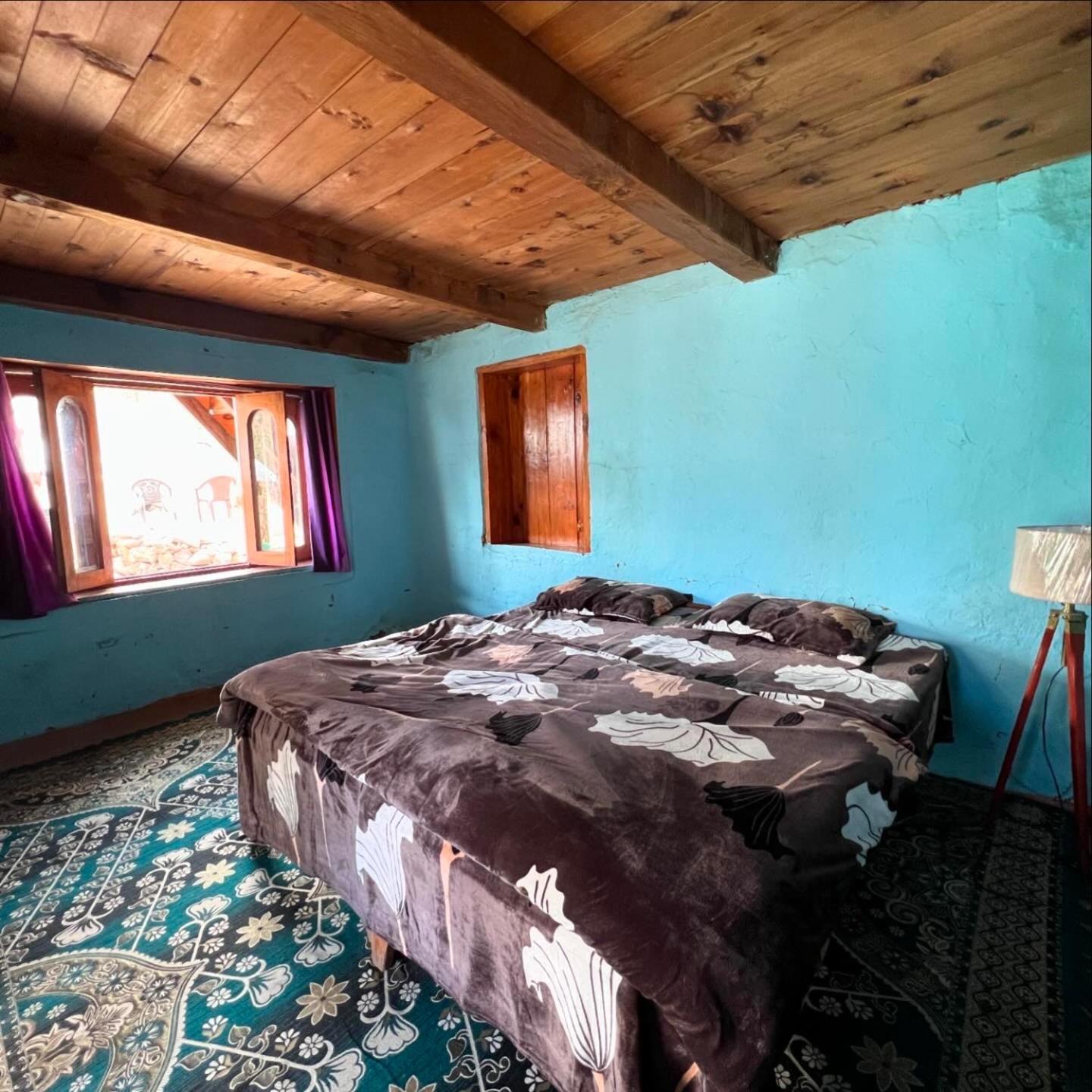 Kalgha Old Brahma Homestay מראה חיצוני תמונה