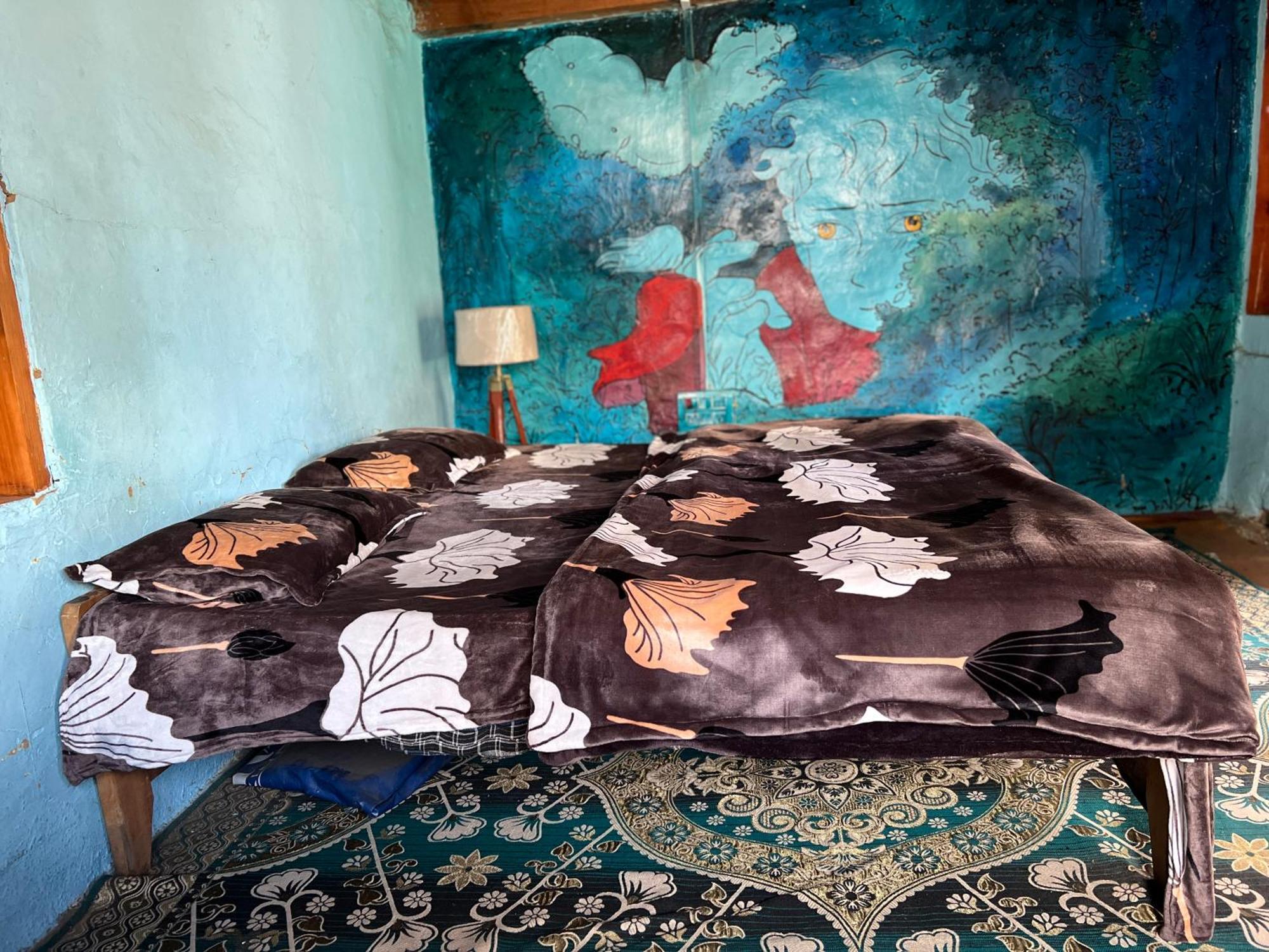 Kalgha Old Brahma Homestay מראה חיצוני תמונה